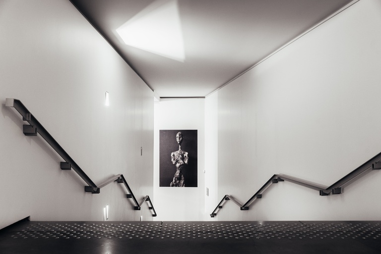 Fondation Giacometti -  Vue de l'exposition "Alberto Giacometti, d'après modèle" au Musée Toulouse-Lautrec, Albi, 2019