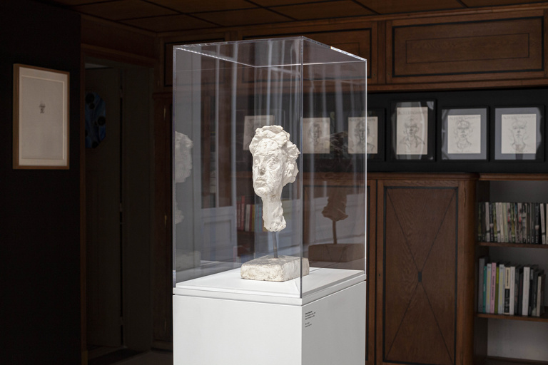 Fondation Giacometti -  Vue d’exposition « Annette en plus infiniment », Institut Giacometti, Paris 2023 © Fondation Giacometti