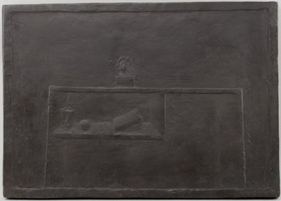 Fondation Giacometti -  [Vue d'atelier, bas-relief]